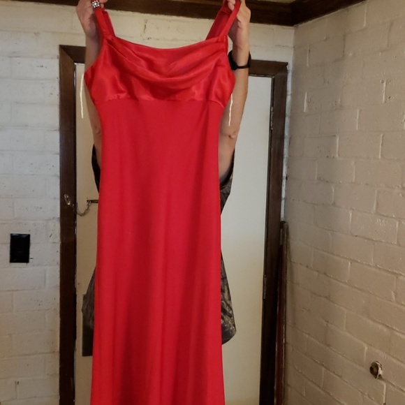 2 Let's Fashion Dresses - Picture 2 of 4